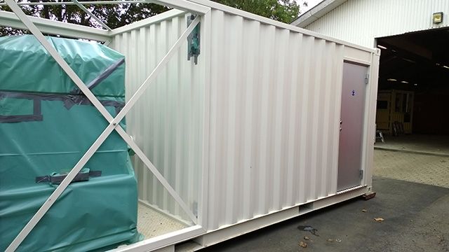 Dehumidifier system in container