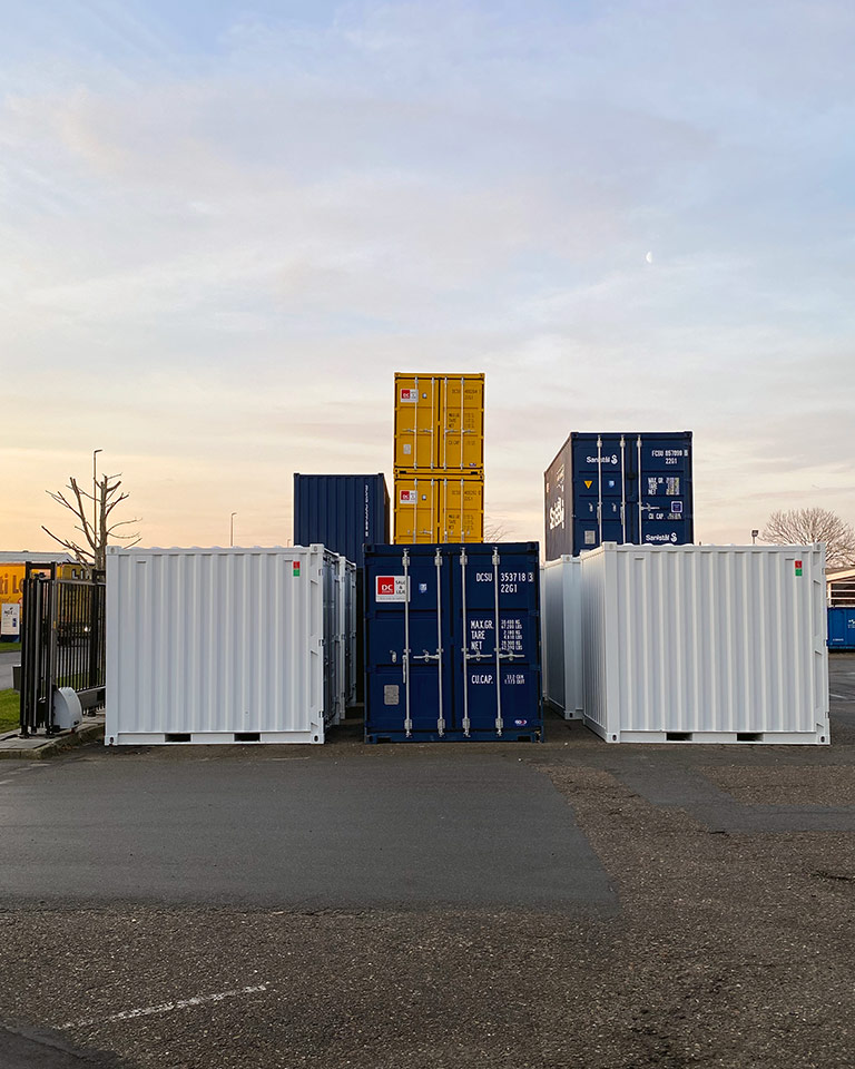 Buy or rent 20 ft containers from DC-Supply A/S